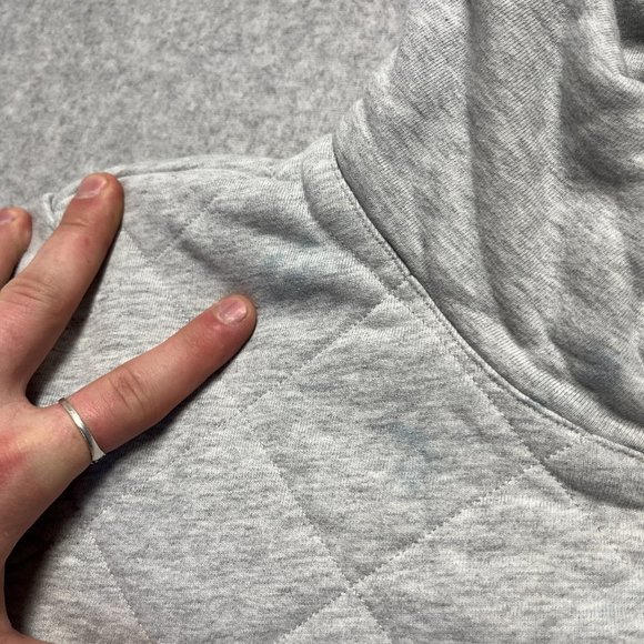 Lululemon Sweatshirt Womens 12 Gray Pullover 1/2 Zip Quilted Long Sleeve Active - Picture 3 of 10